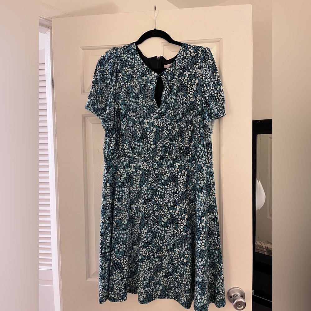 LOFT short sleeve flowered dress size 12